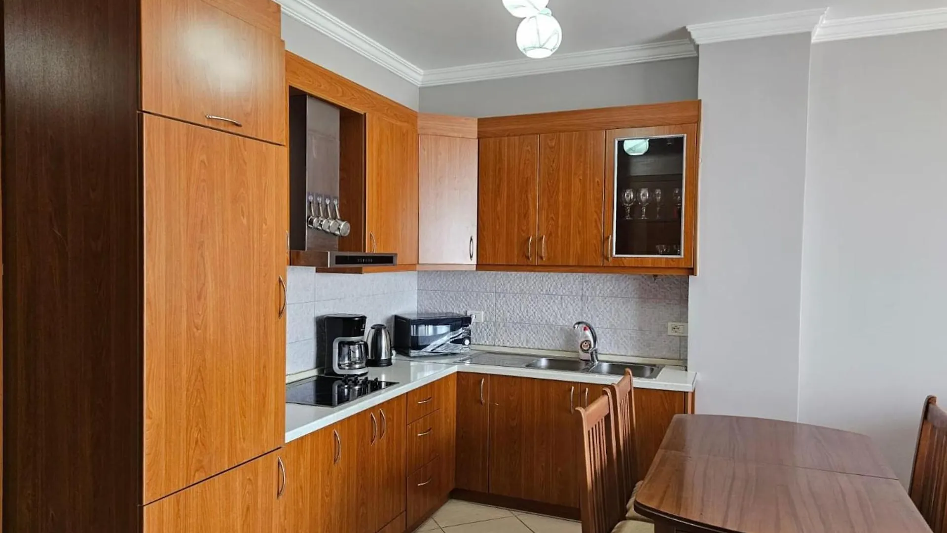 Bright, Modern Retreat Steps From The Beach Sarande Apartment