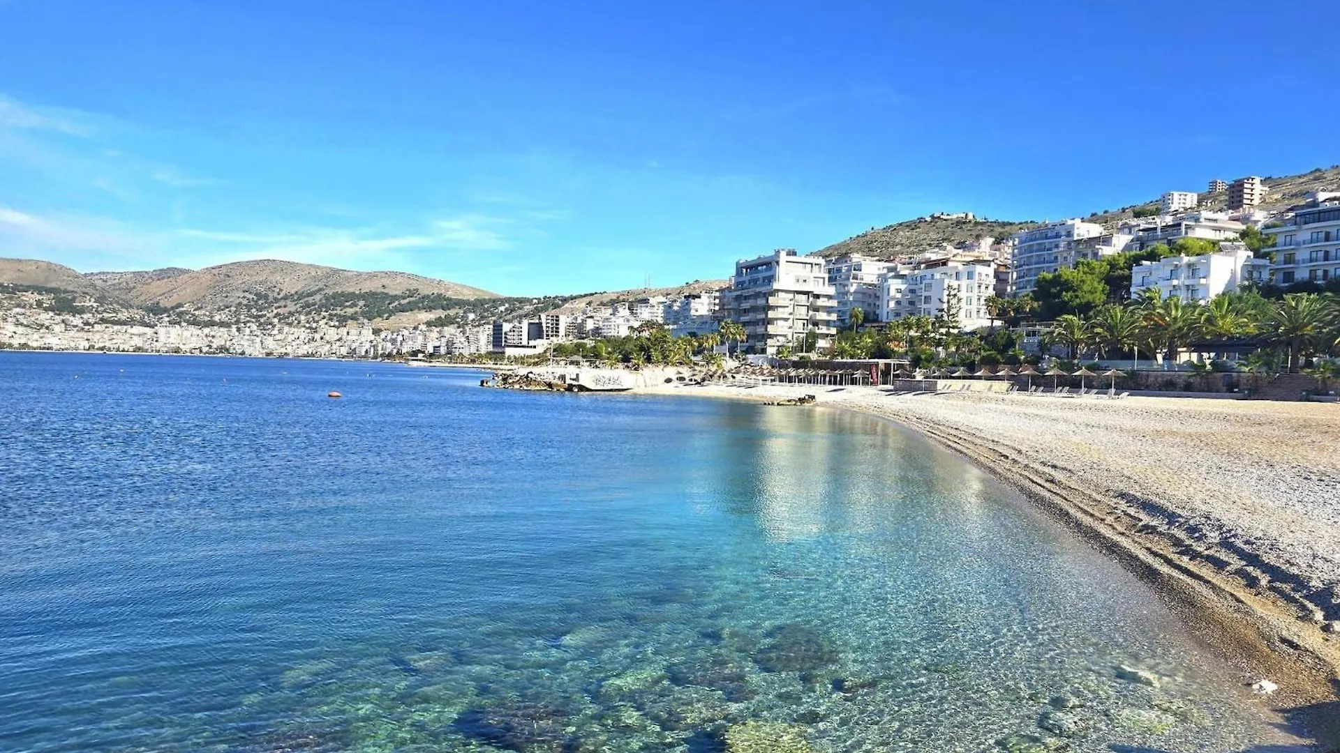 Bright, Modern Retreat Steps From The Beach Sarandë 0*,